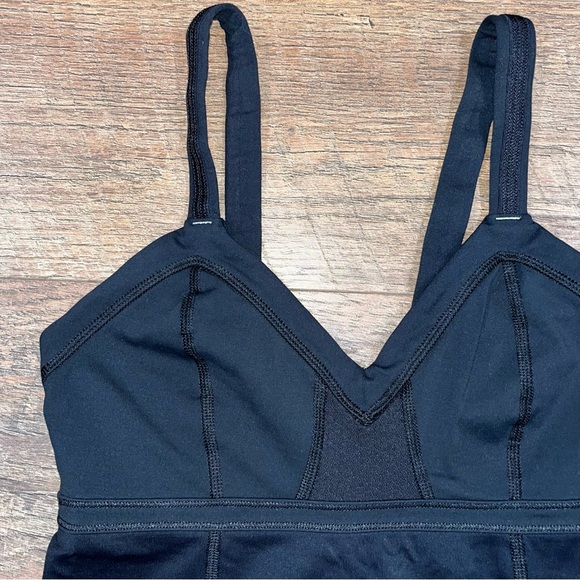 Lululemon Bra Top Athletic Workout Top Size 4 - Picture 2 of 10